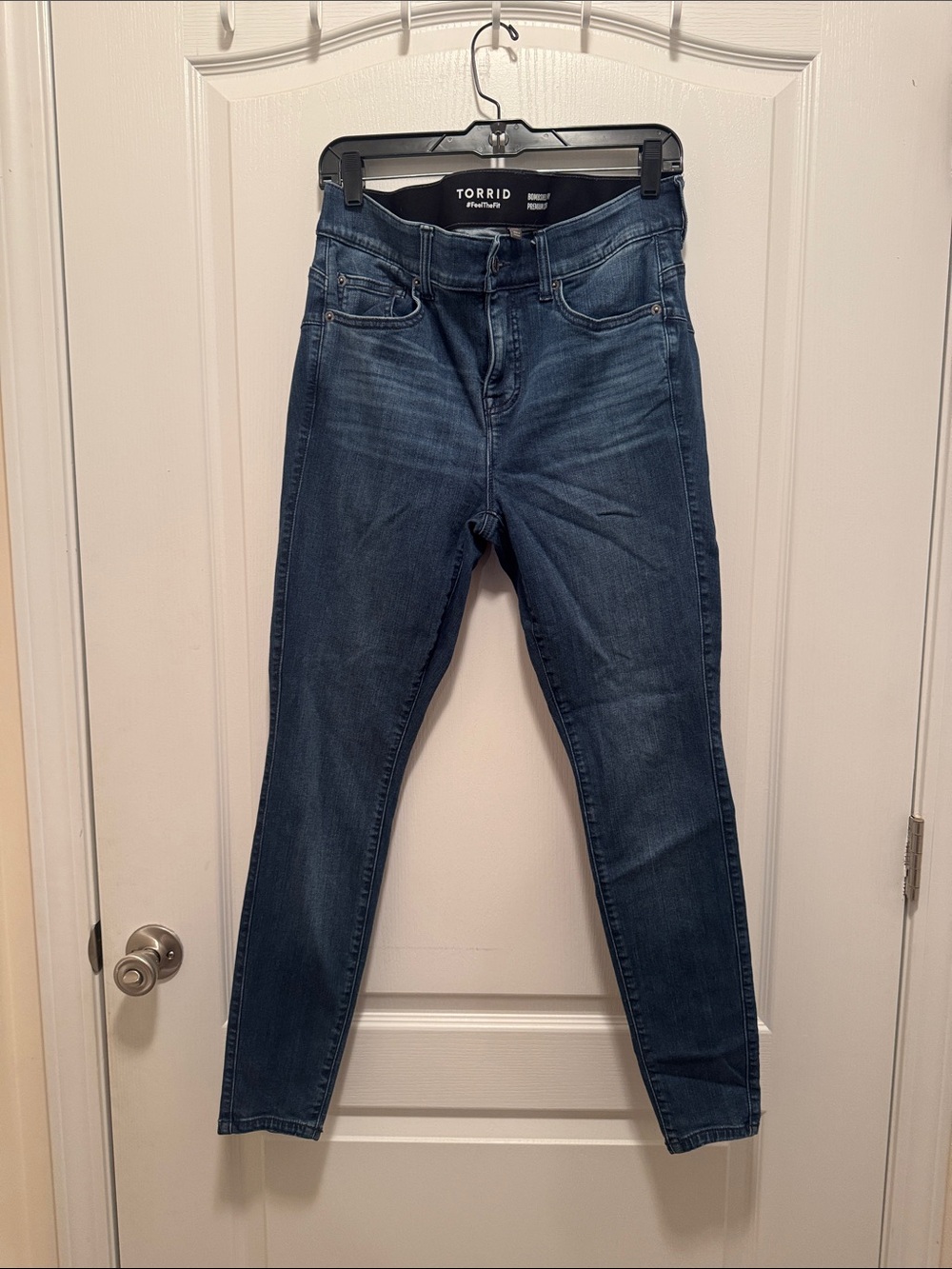 Torrid Feel The Fit Bombshell Skinny Premium Stretch Jeans - Women’s Size 12R